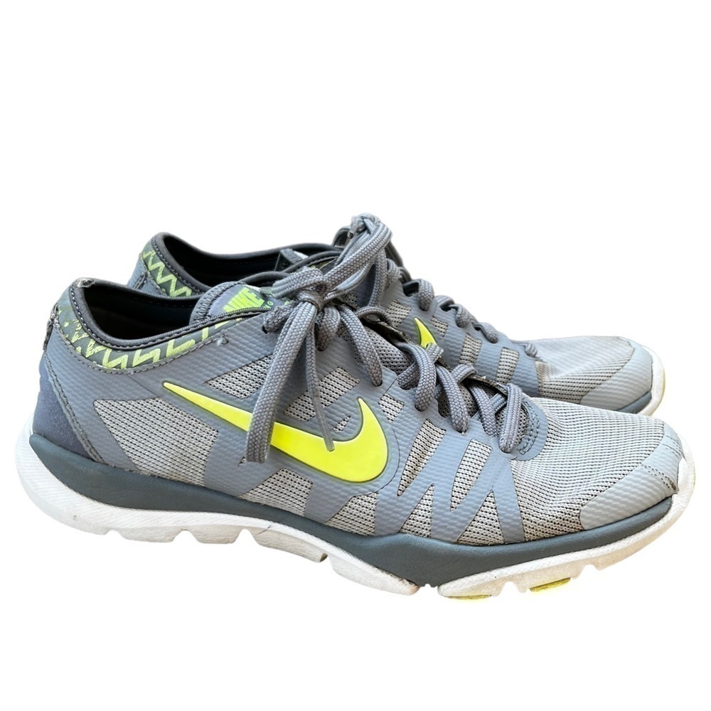 Nike Womens Flex Supreme TR3 Size 8.5